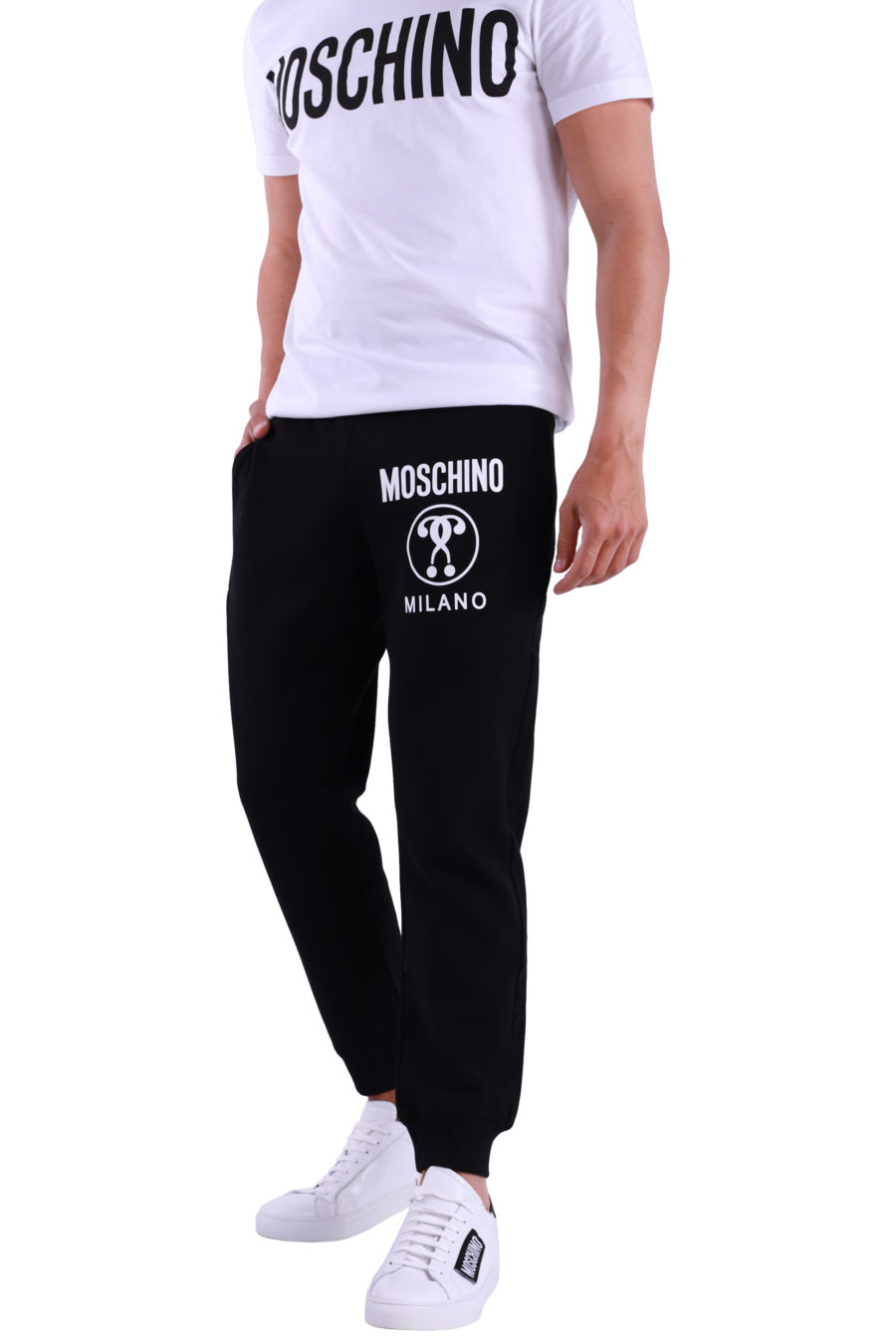 Pantalon Moschino Couture noir avec grand logo - IMG 4750