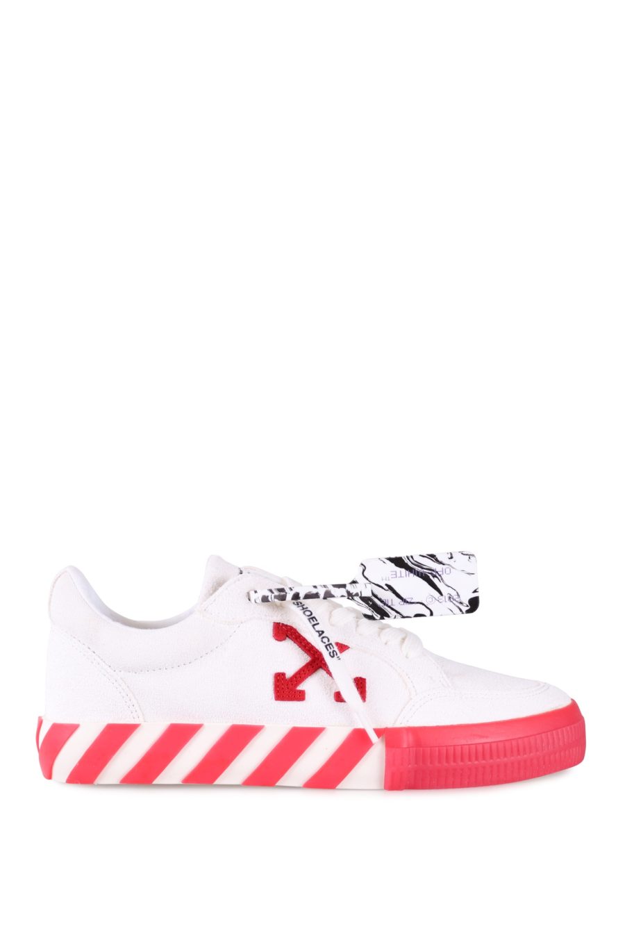 Trainers Off-White white with red - 22233bc9fe1e585b565bfb9c065fb86ee2f3b786