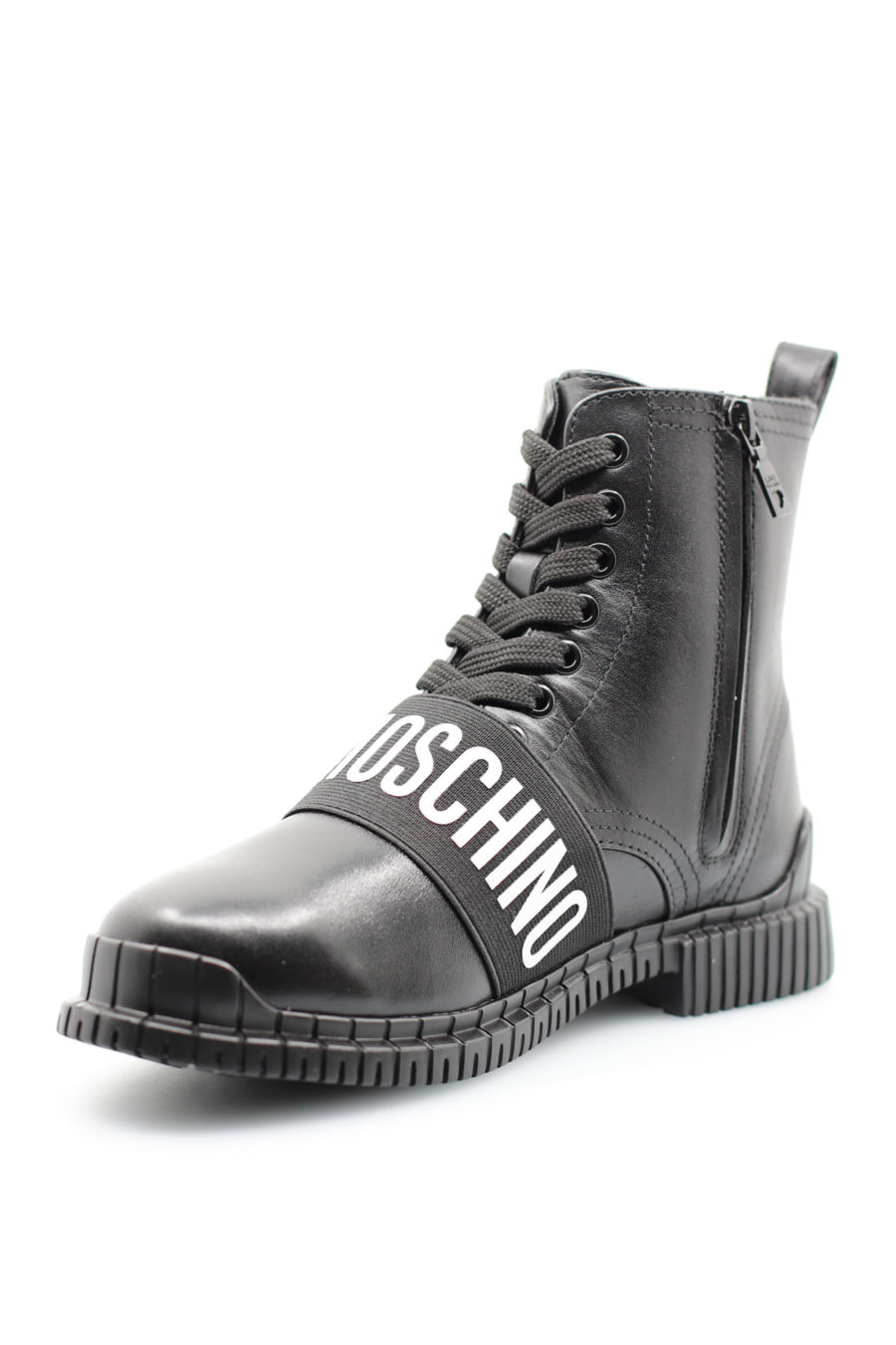 Black ankle boots with large logo - a9e4974dde55f13ea024f89d13218baa08b59549