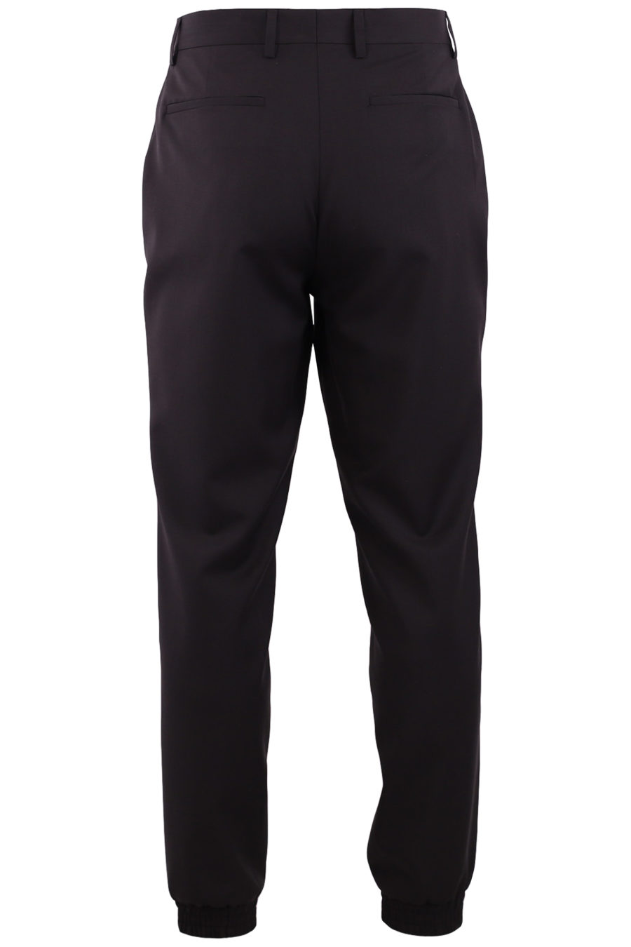 Pantalón jogger de color negro con logo - 4fd62ed881e1aff0c14f74e09e0a479c07b7c434