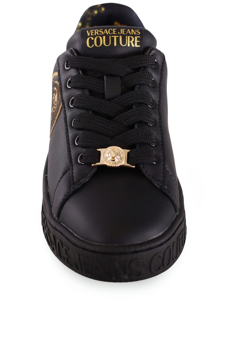 Zapatillas negras con logo dorado - IMG 8215 copia