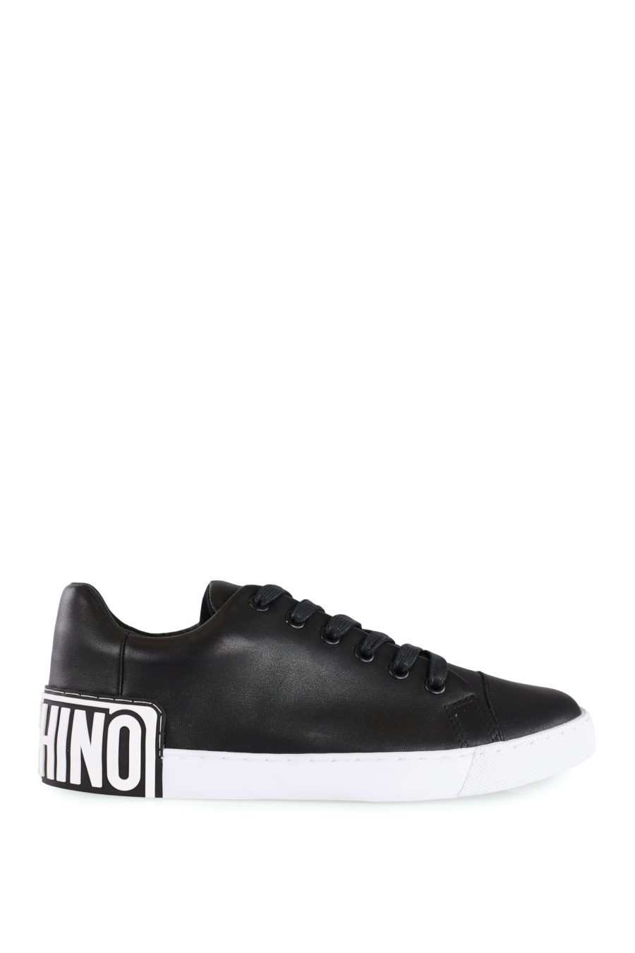 Black trainers with rubber logo - IMG 8263 copy