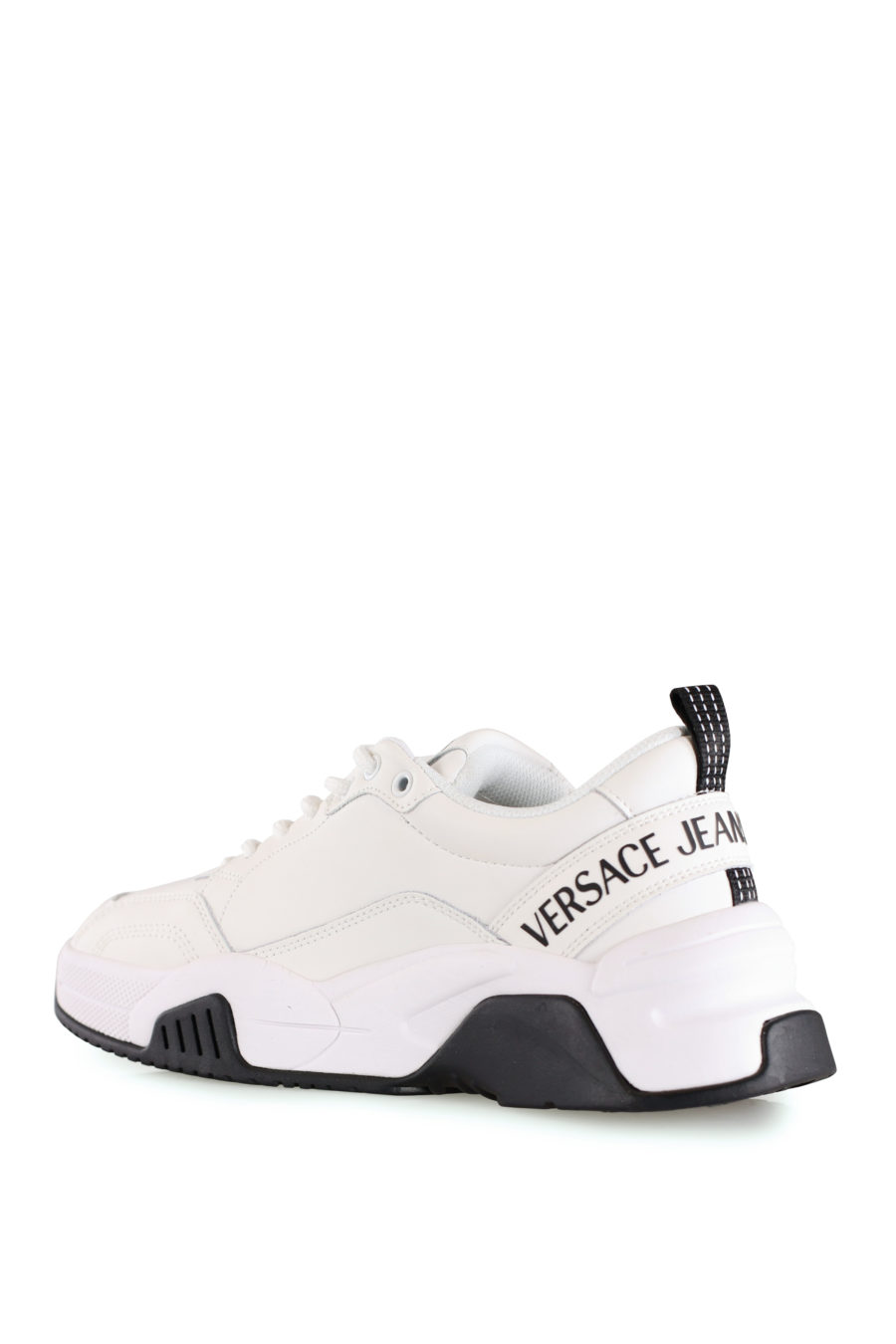 Zapatillas blancas con logotipo negro de la marca - IMG 8446 copia