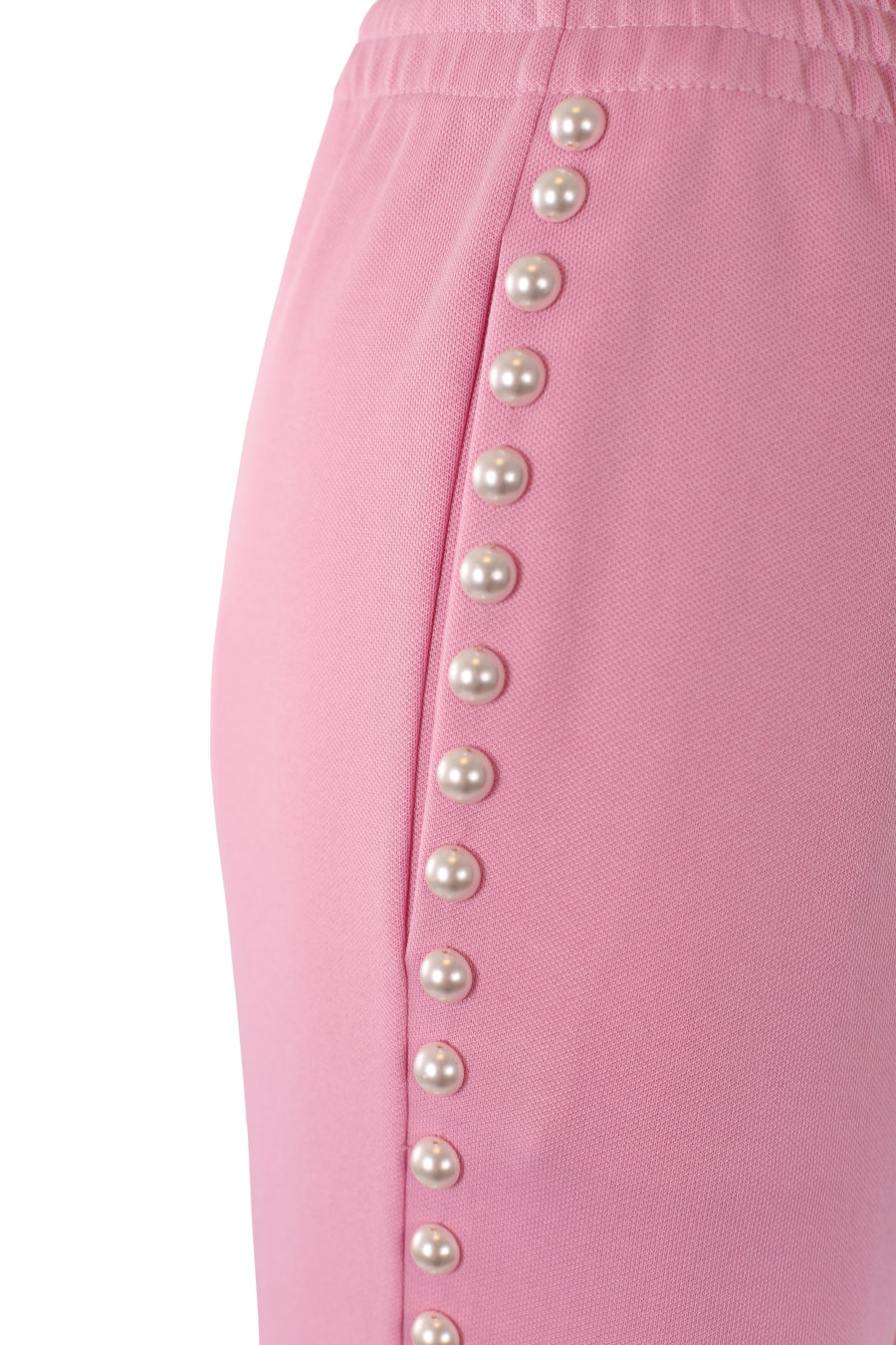 Pantalón de color rosa con perlas - afb27d9ef39957fc08cc4f91b33935c856d67631