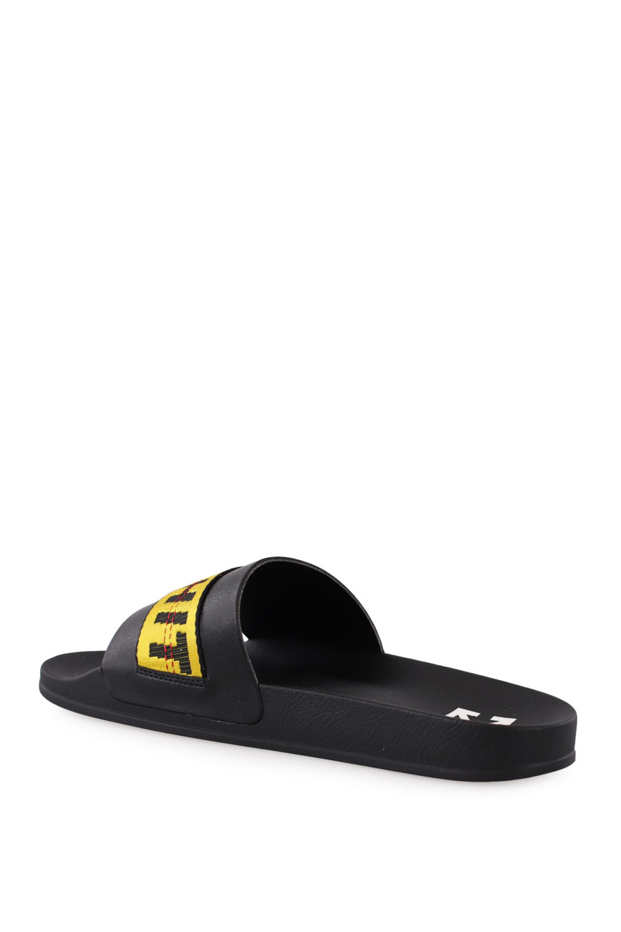 Chanclas negra con logo en cinta amarilla - IMG 9045