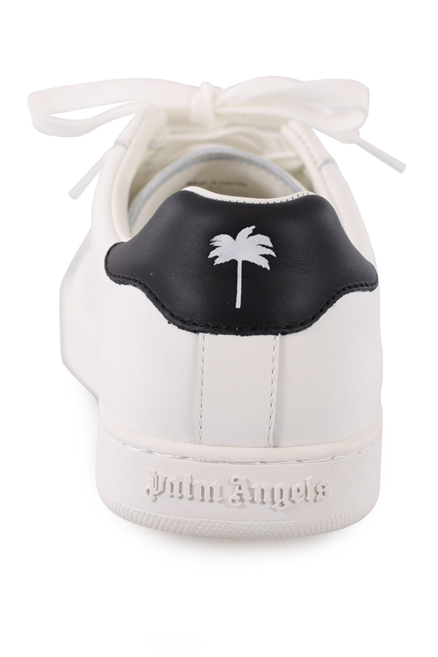 Zapatillas blancas con logo dorado - IMG 9054