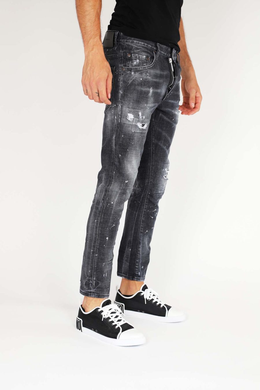 Schwarze "Skater"-Jeans mit Reißverschluss - IMG 9828