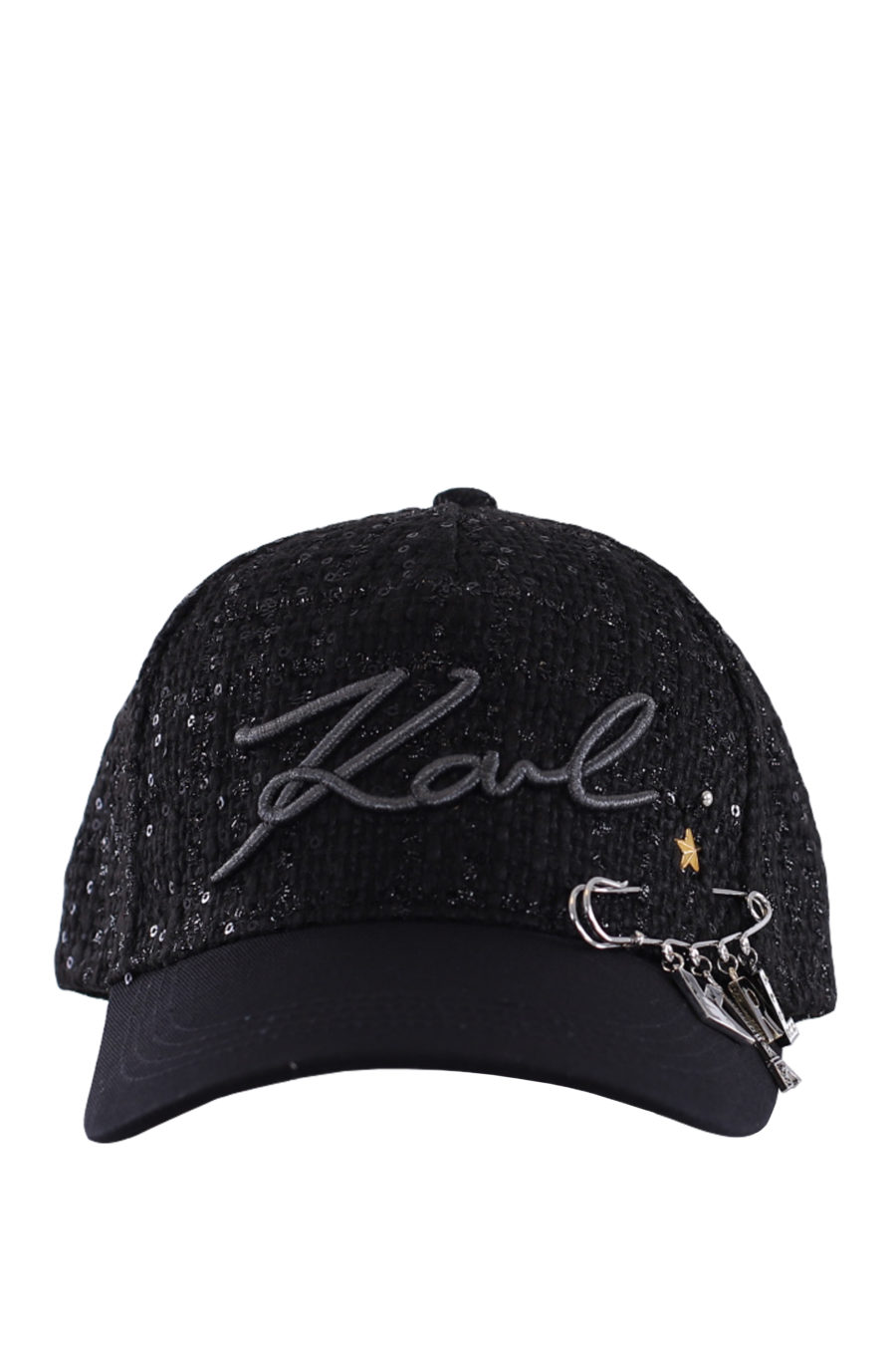 Gorra negra con pin de la marca - IMG 0205