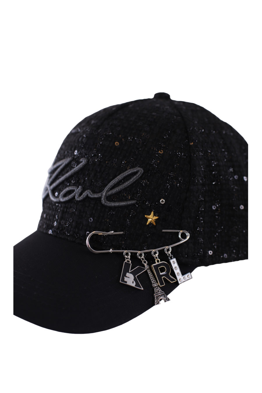 Gorra negra con pin de la marca - IMG 0209
