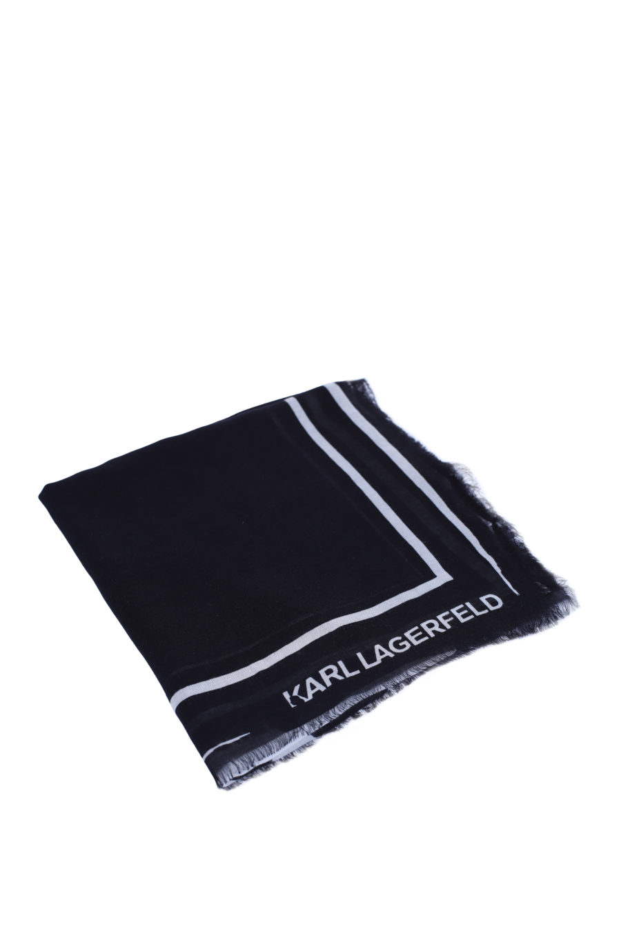 Bufanda negra con logo blanco grande - IMG 9142