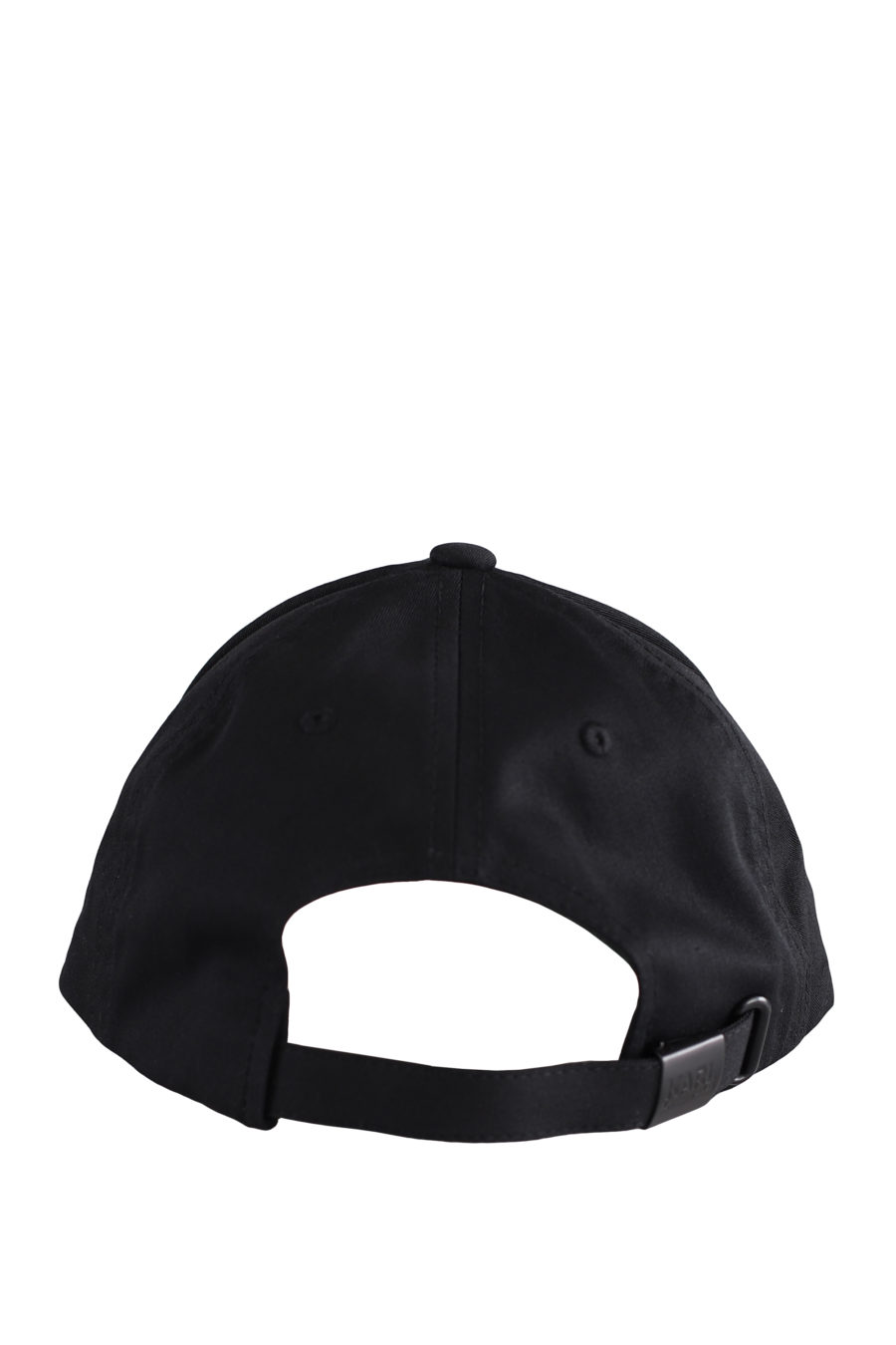 Gorra negra con logotipo negro en relieve - IMG 9600