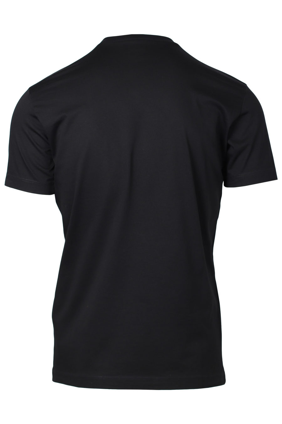 Camiseta negra con estampado hoja - IMG 2219
