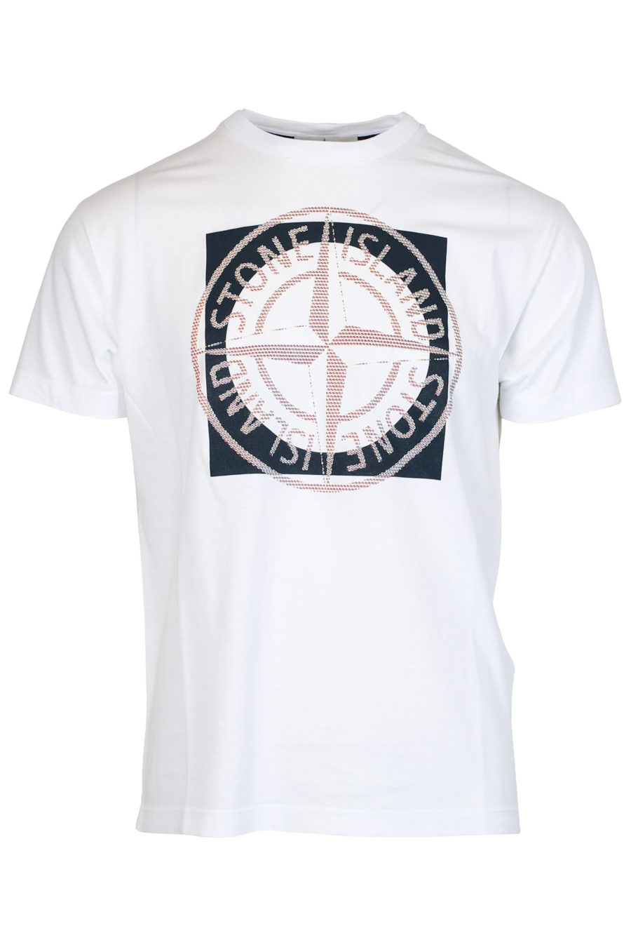 Camiseta blanca con logotipo multicolor grande - IMG 2476