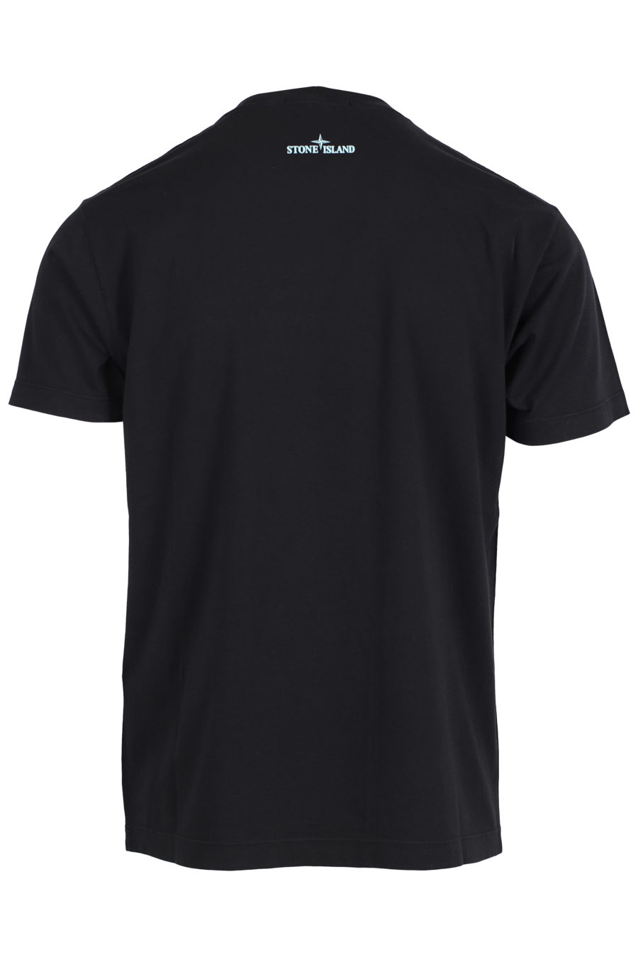 Camiseta negra con logotipo multicolor grande - IMG 2510