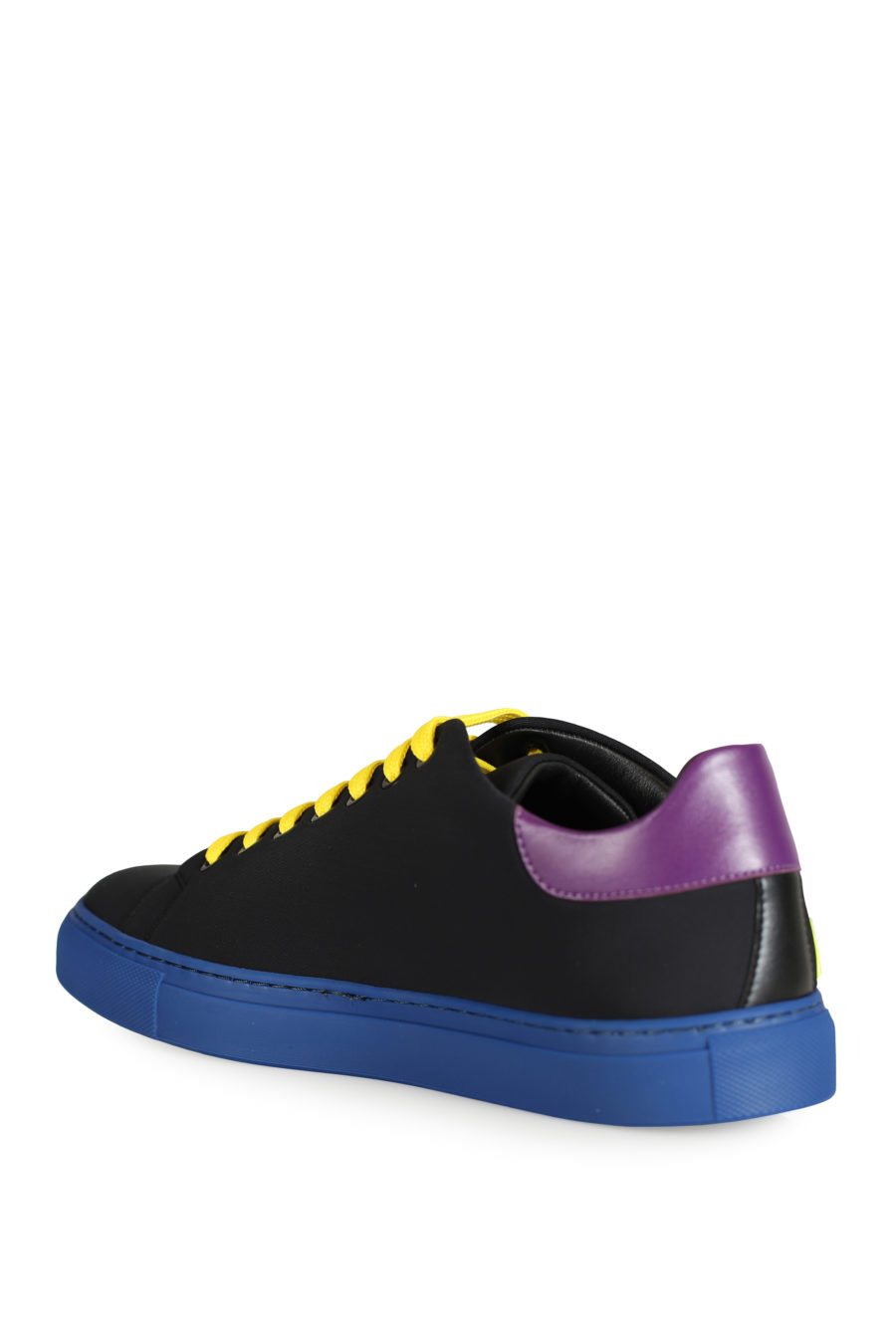Zapatillas negras con detalles de colores - IMG 3319