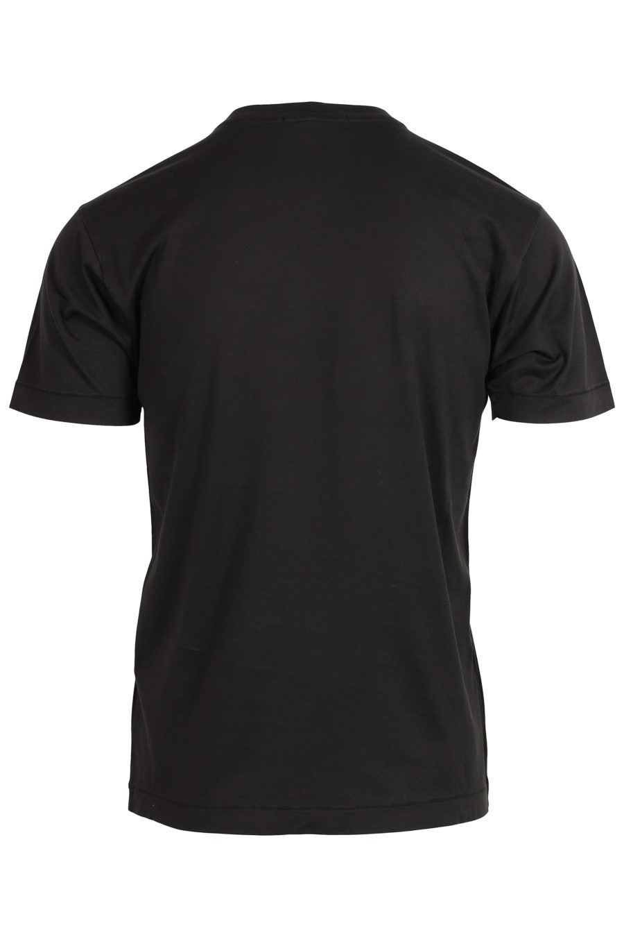 Camiseta negra con parche - IMG 3594 1