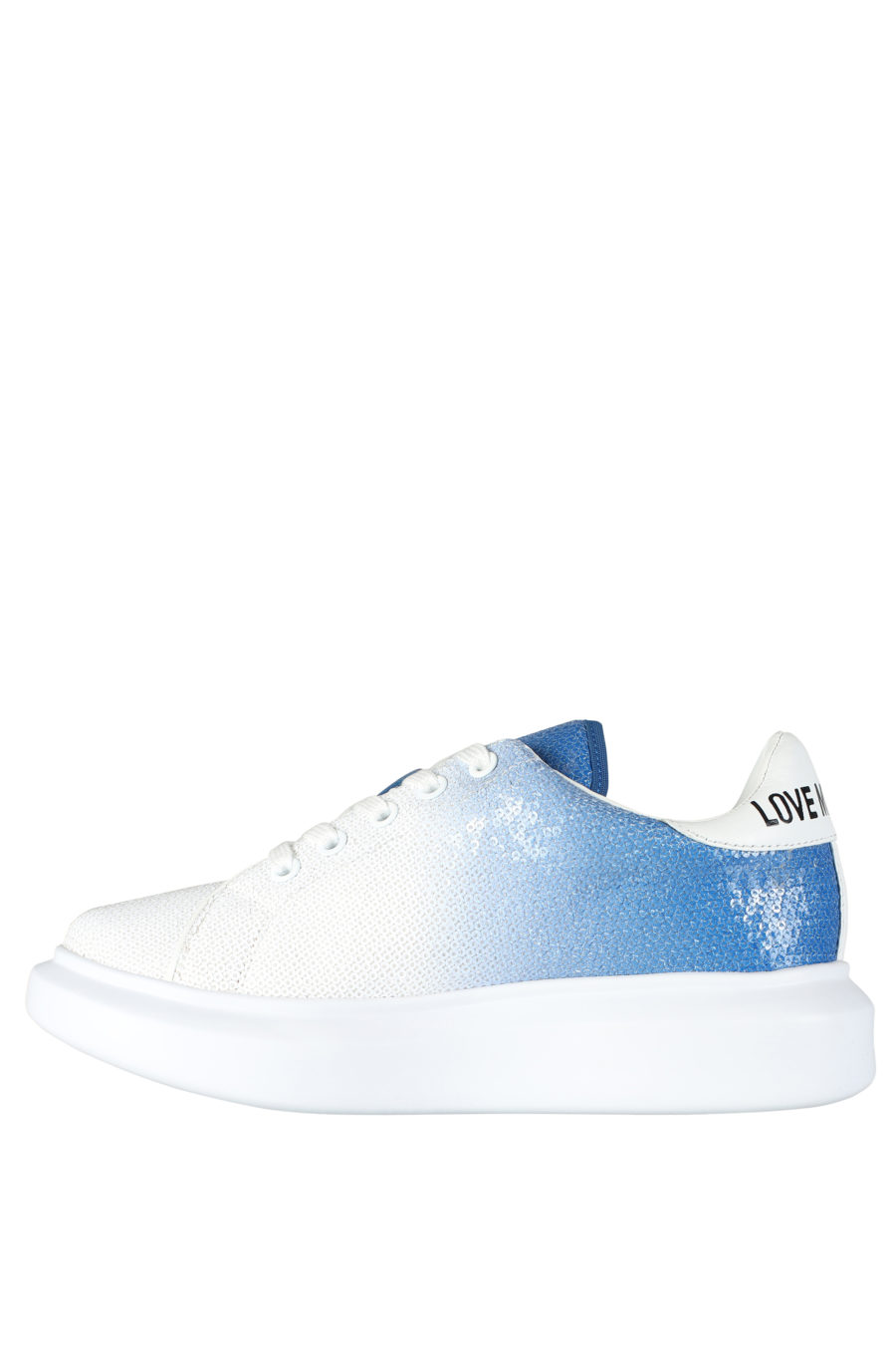 Zapatillas blancas con degrade azul y lentejuelas - IMG 5260