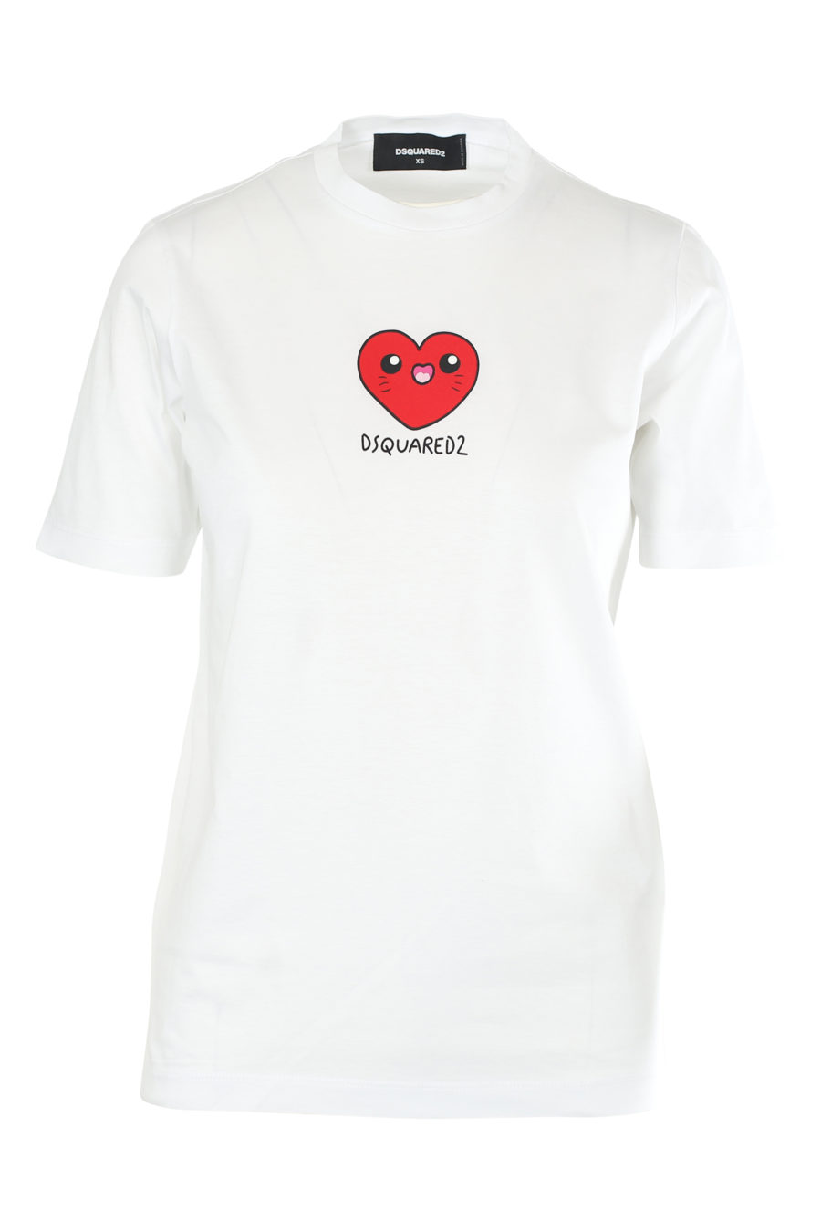 Camiseta blanca de manga corta con corazón - IMG 5466