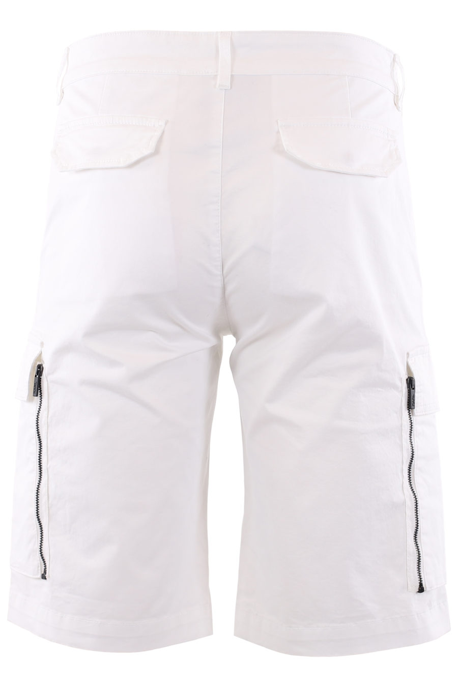 Pantalón corto blanco cargo - IMG 6634