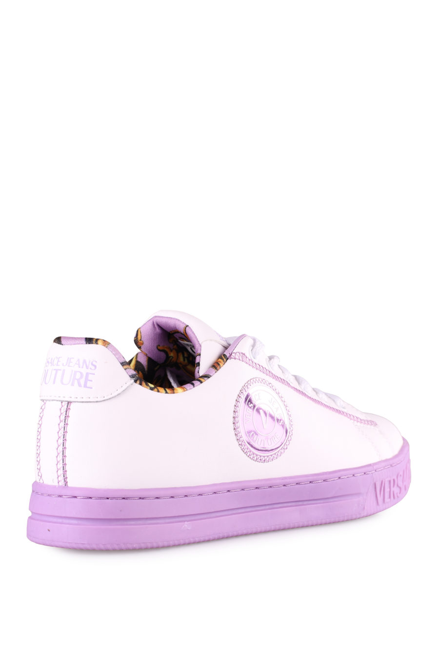 Zapatillas blancas y lila - IMG 4442