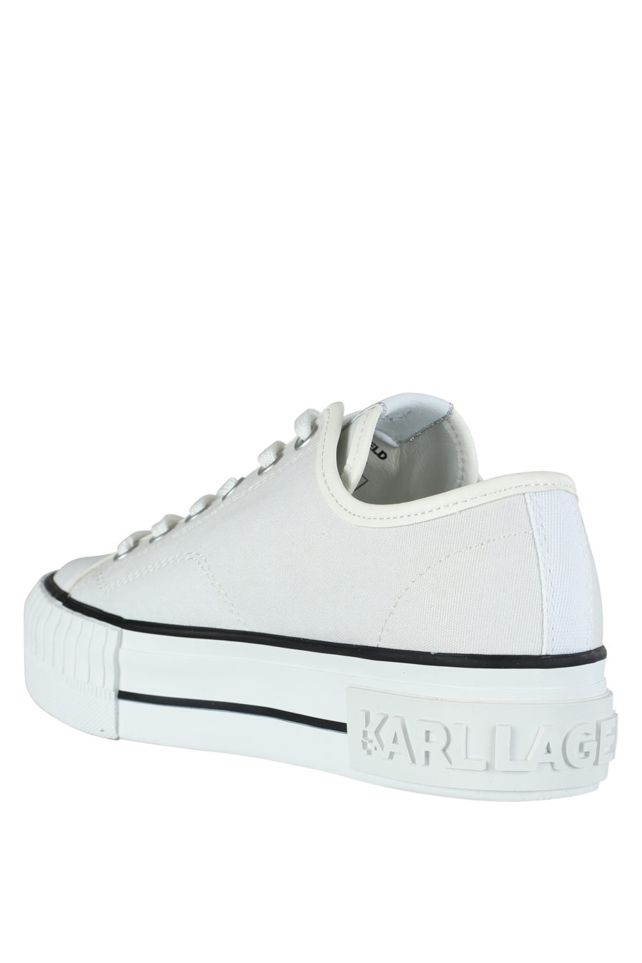 Zapatillas blancas con logo de goma en el lateral - IMG 5287