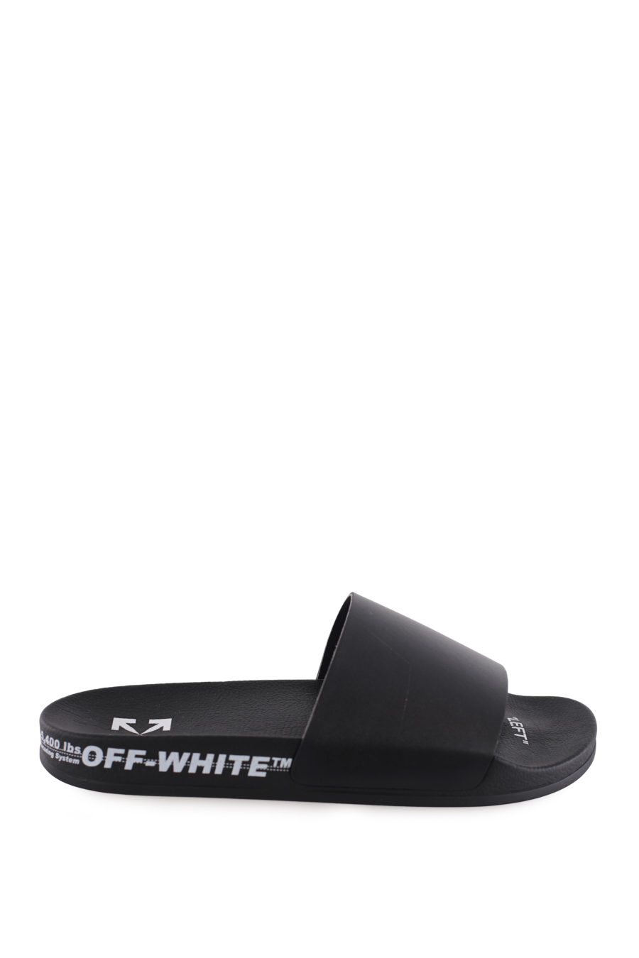 Schwarze Pantoletten mit weißen Details - IMG 7375