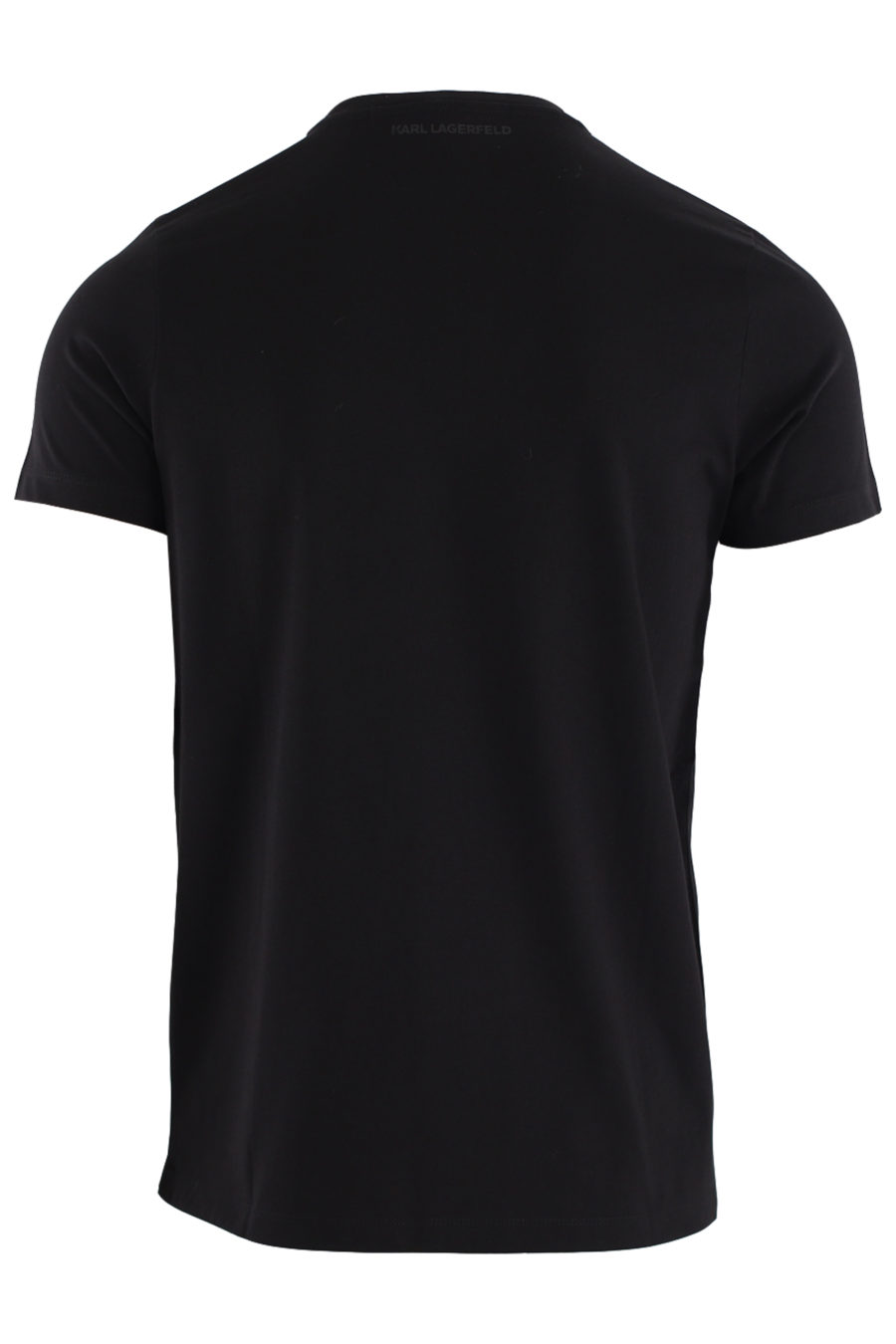 Camiseta negra con logo azul multicolor - IMG 8773