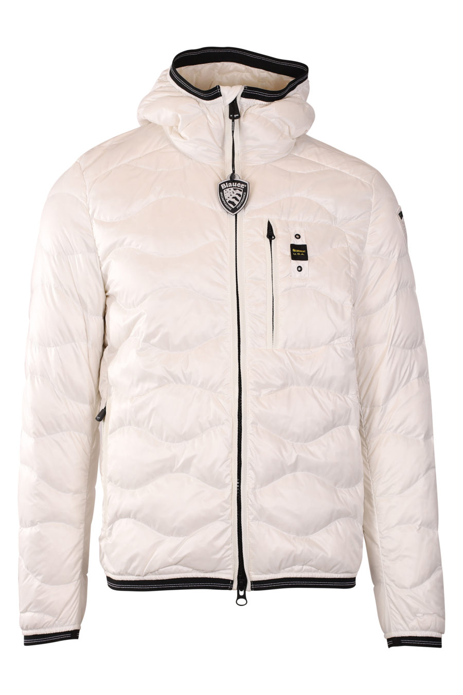 Weiße gewellte Jacke mit Kapuze - IMG 9410