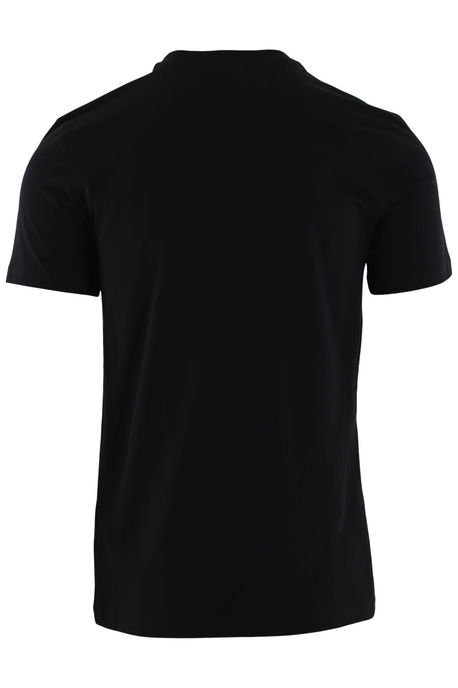 Camiseta negra con logo grande - IMG 0389