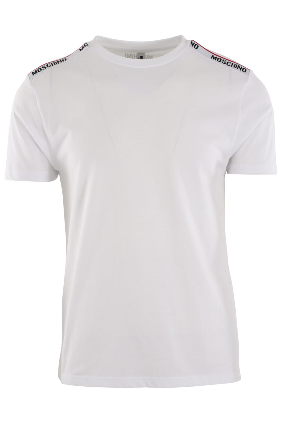 Camiseta blanca con logo en cinta en hombros - IMG 0391