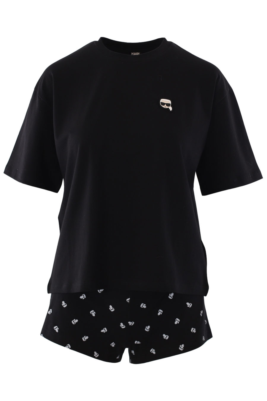 Conjunto de pijama negro con logo de goma - IMG 0680