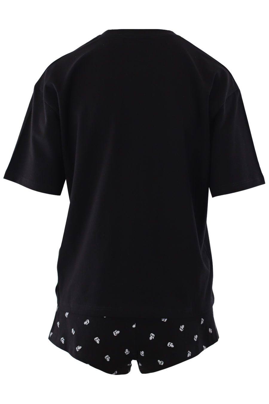 Conjunto de pijama negro con logo de goma - IMG 0682