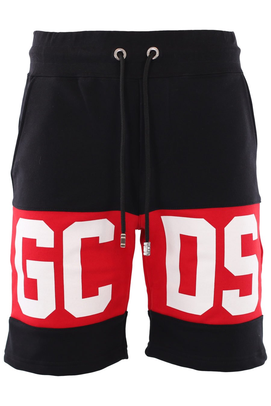 Schwarze Shorts mit rotem Logo-Streifen - IMG 1006
