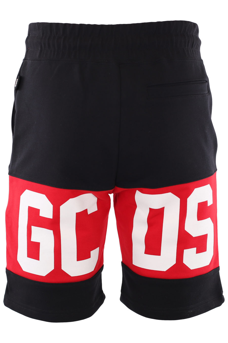 Pantalón corto negro con logo en banda rojo - IMG 1009