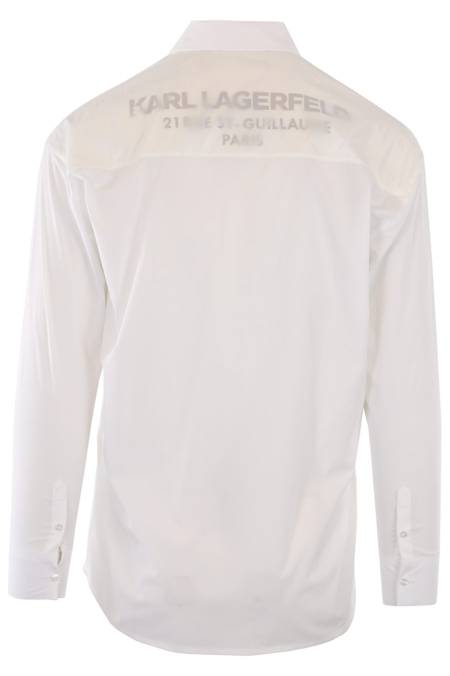 Camisa blanca con logo negro y detalle en satín - IMG 1144