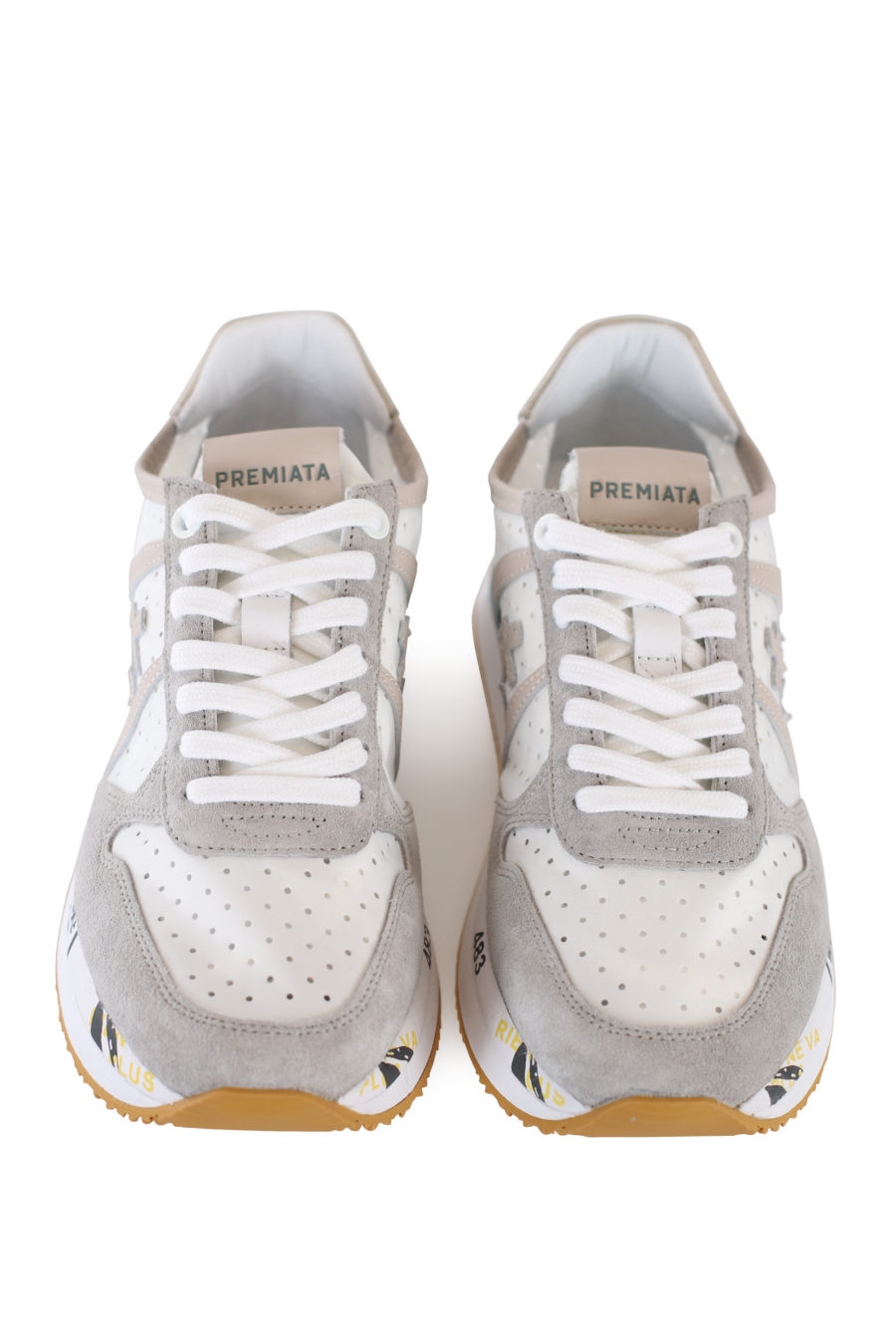 Zapatillas blancas y grises con tejido transpirable - IMG 1667