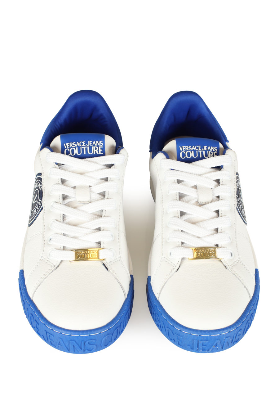 Zapatillas blancas con detalles azul - IMG 3443