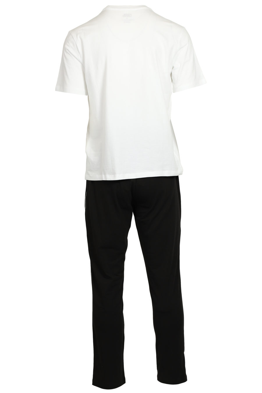 Set de pijama negro y blanco con logo en goma - IMG 3736