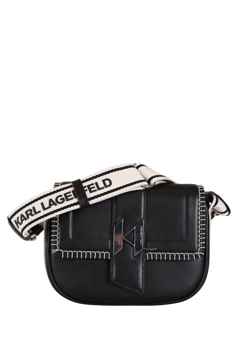 Bolso negro con detalles en beige y logo en metal - IMG 9809