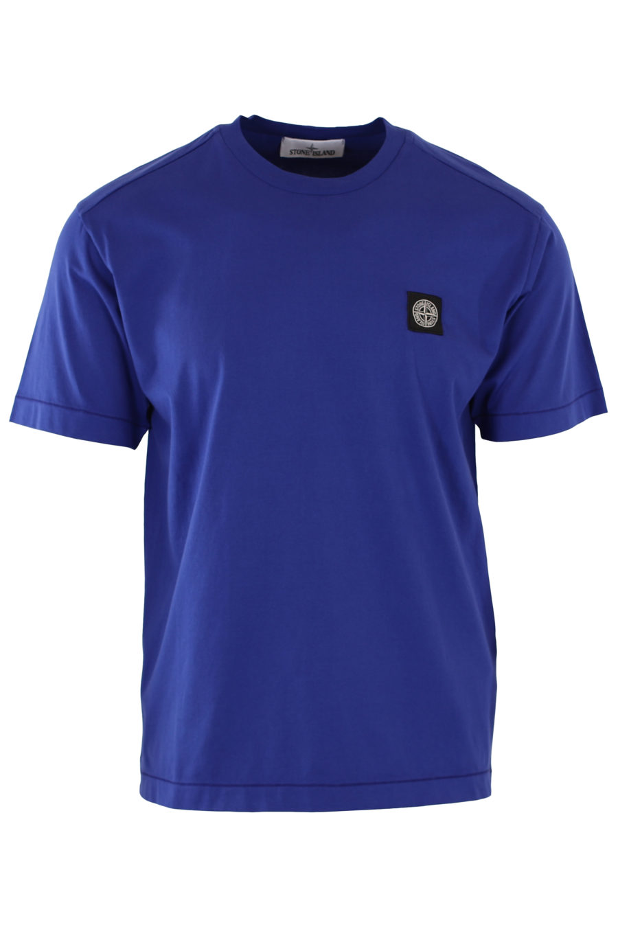 Camiseta de color azul eléctrico con parche - IMG 1415