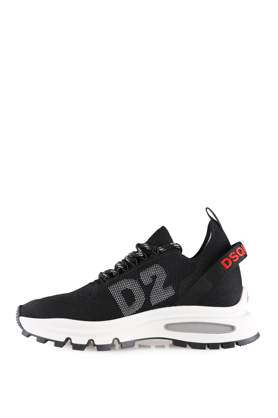 Black trainers with small red logo and "D2" - IMG 0008