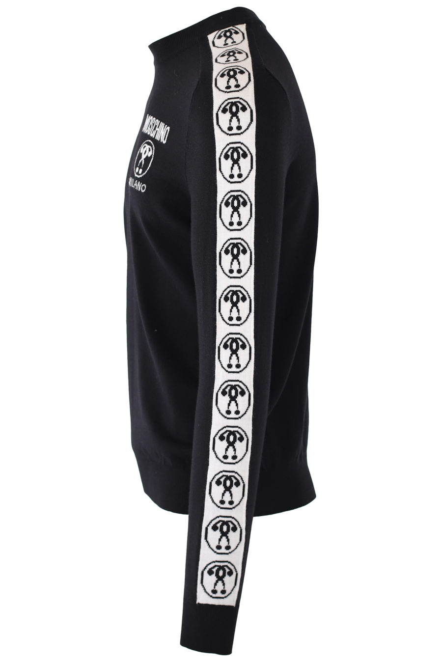 Jersey negro con logo doble pregunta y cinta en mangas - IMG 9298