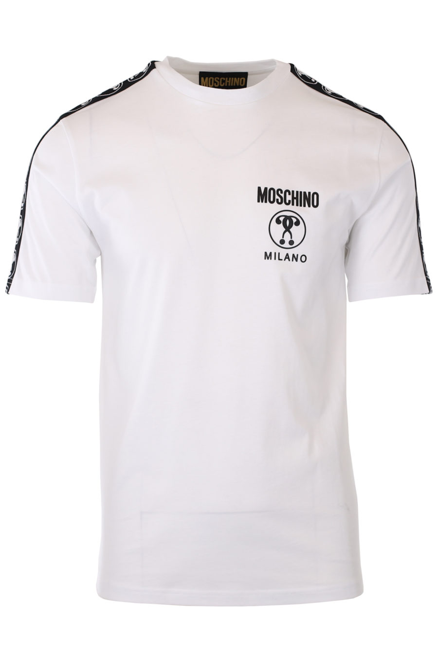 Weißes T-Shirt mit kleinem Doppelfrage-Logo und Band am Ärmel - IMG 9326