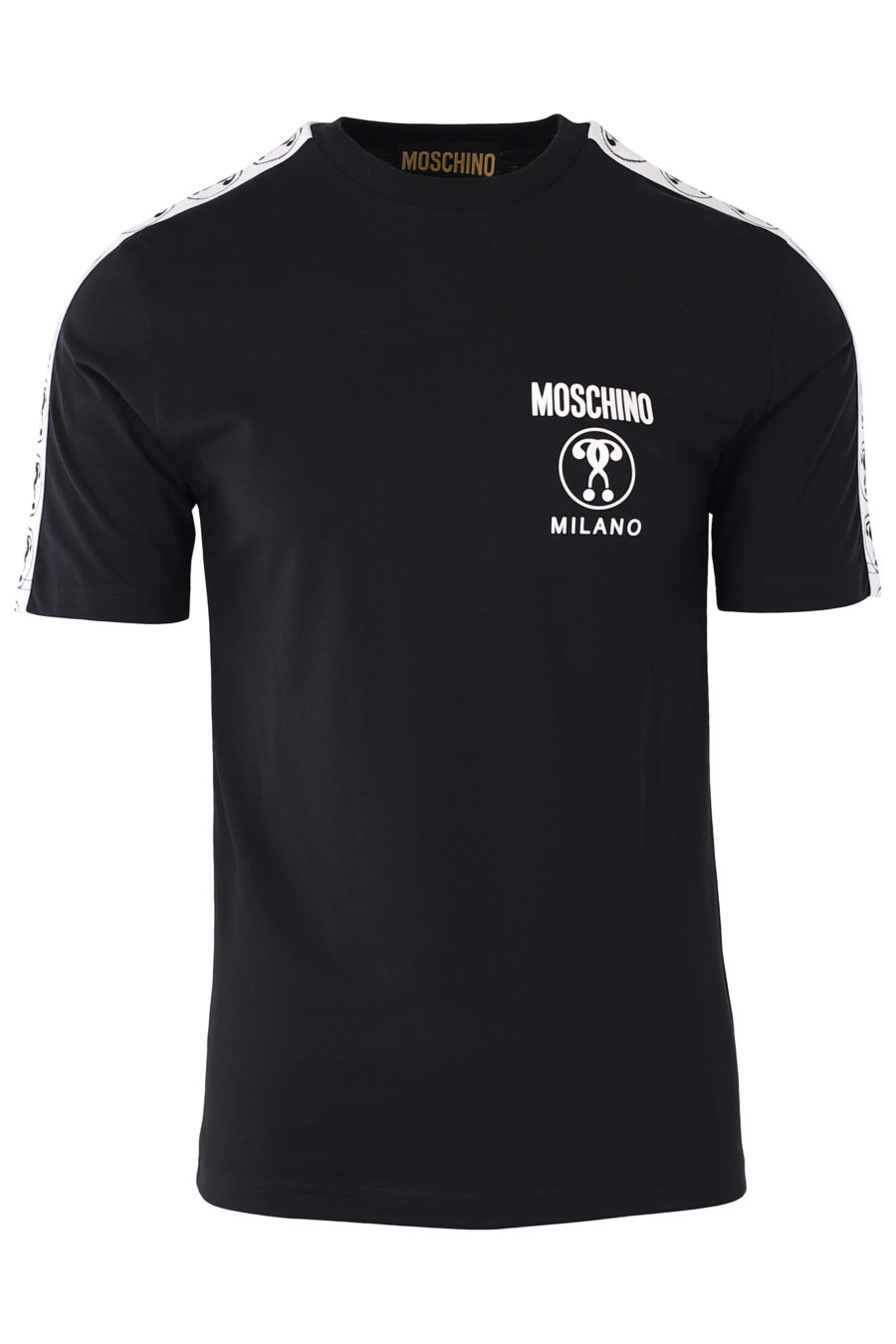 Camiseta negra con logo doble pregunta pequeño y cinta en mangas - IMG 9334