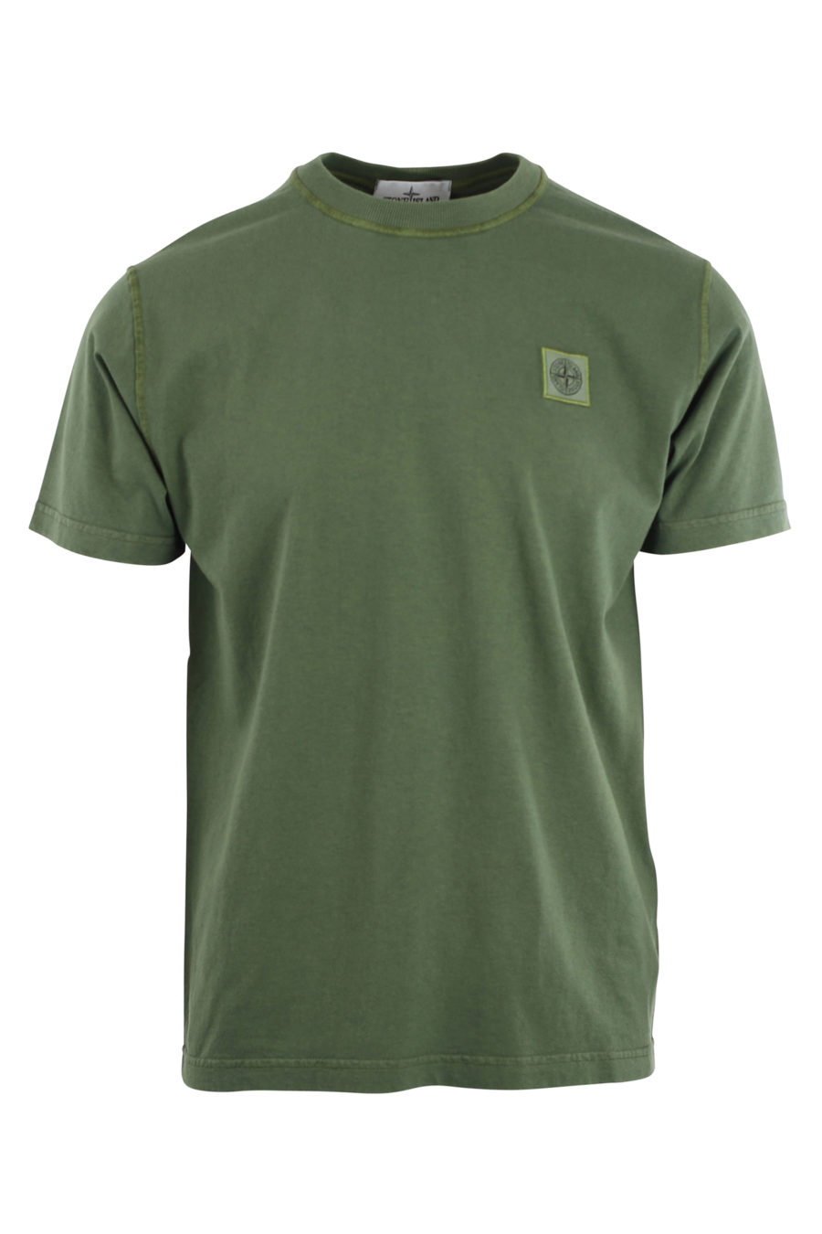 Camiseta verde militar con logo parche - IMG 9691