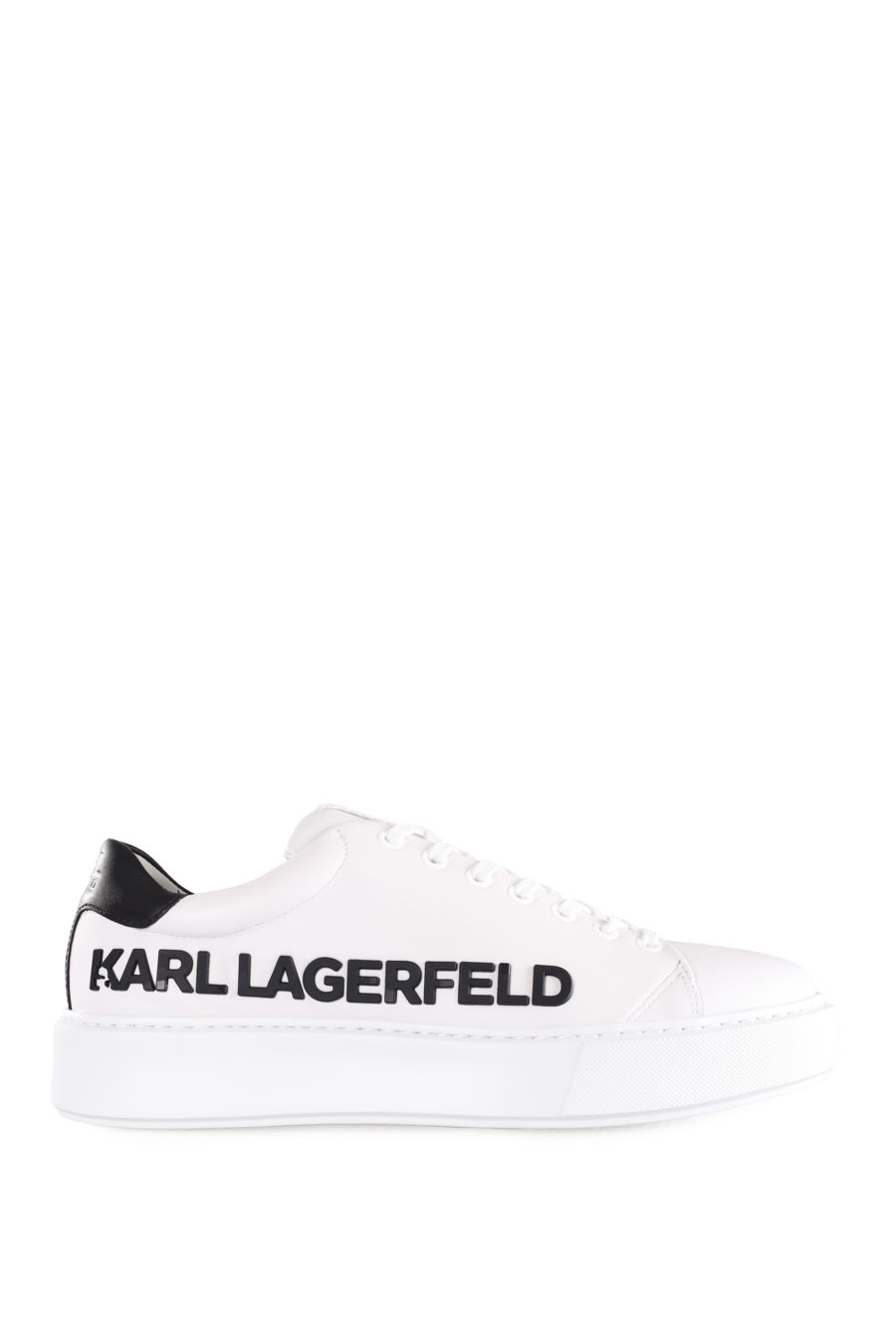 White trainers with maxi rubber logo - IMG 9585