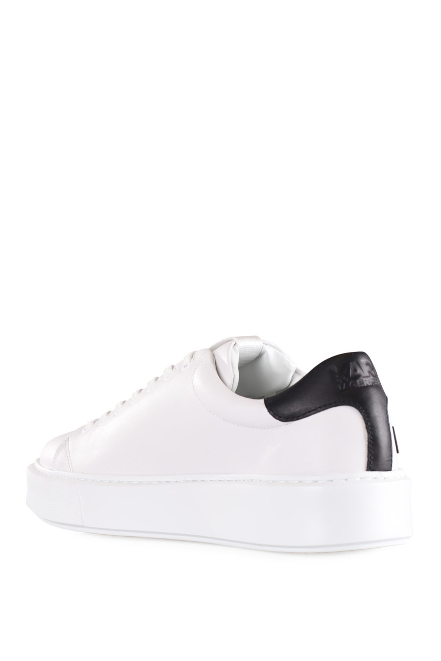 White trainers with maxi rubber logo - IMG 9587