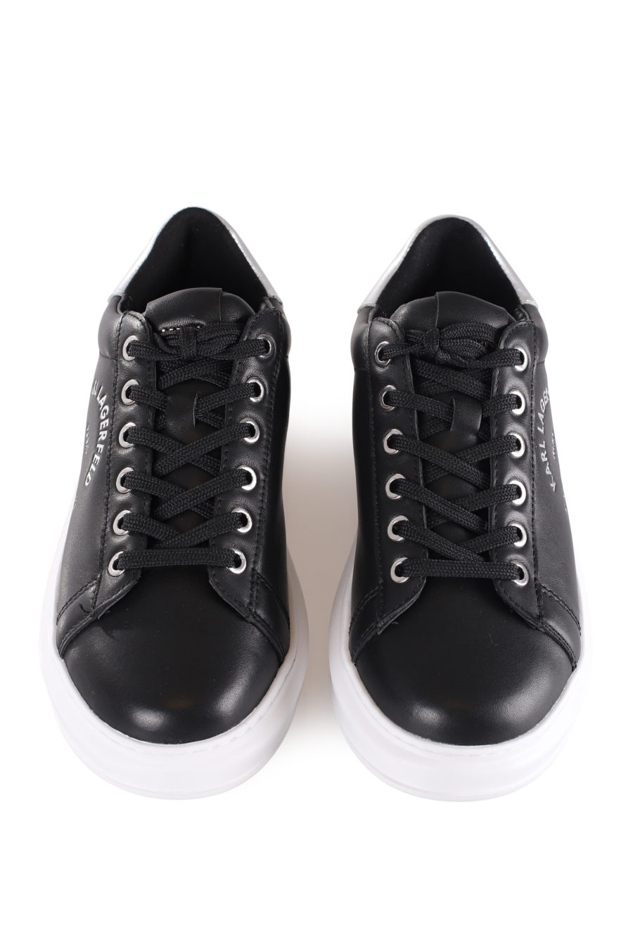 Black trainers with silver logo and platform - IMG 9597