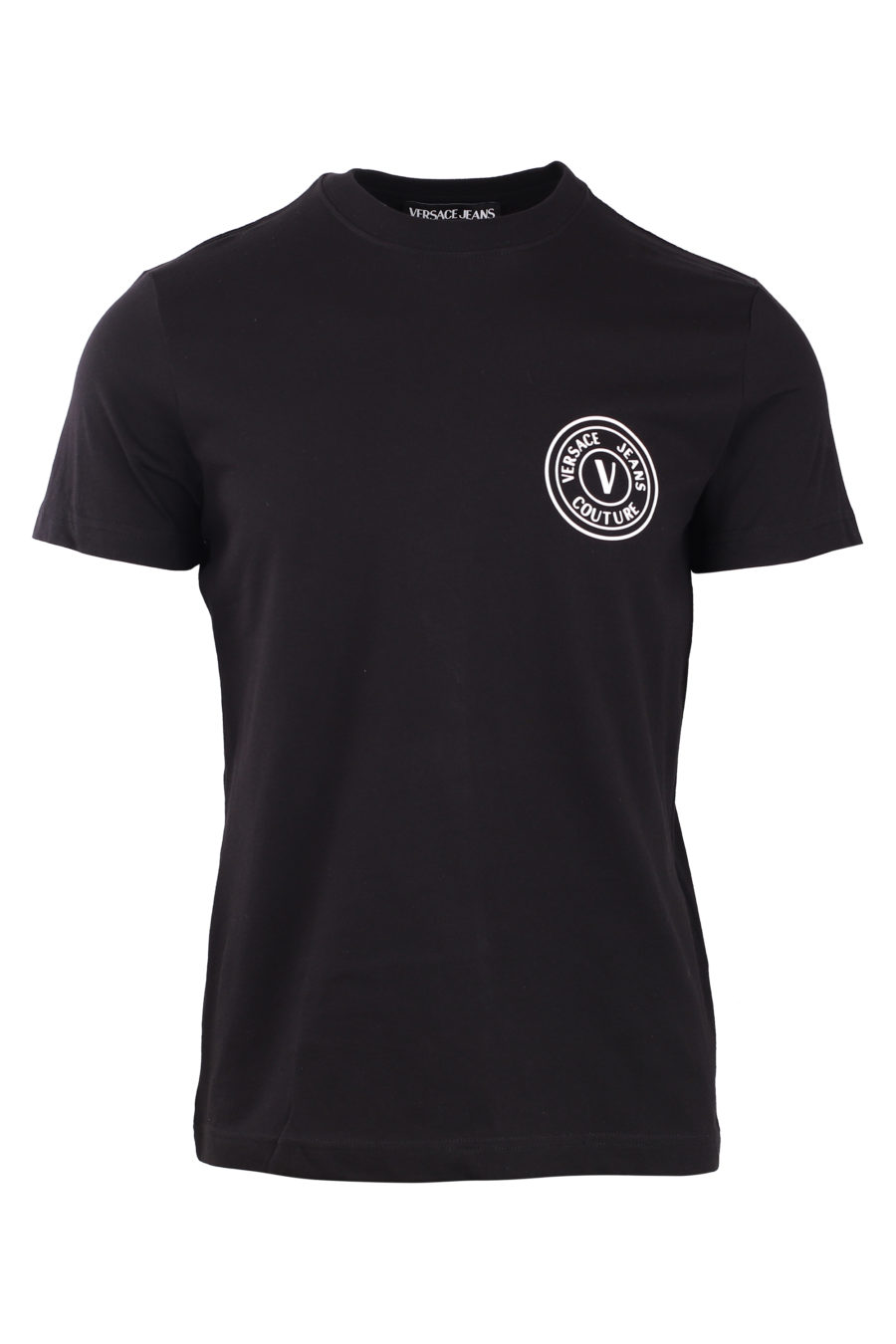 Camiseta negra con logo redondo pequeño - IMG 0779