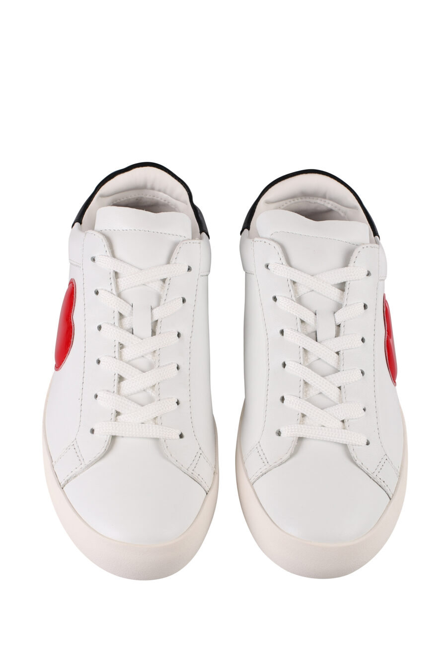 White trainers with red heart on the side and logo on the sole - IMG 1231